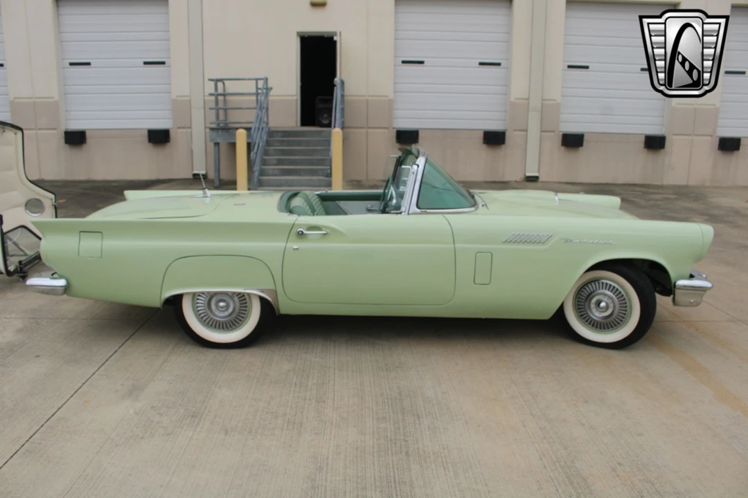 1957 Ford Thunderbird 1st Gen - Image 5 of 12