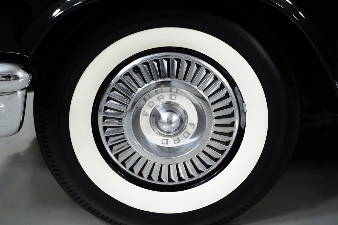 1957 Ford Thunderbird 1st Gen - Image 6 of 21