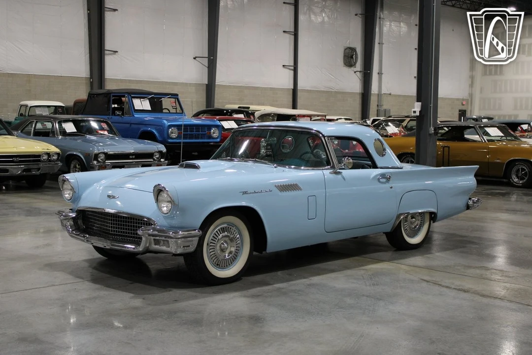 1957 Ford Thunderbird 1st Gen - Image 17 of 21
