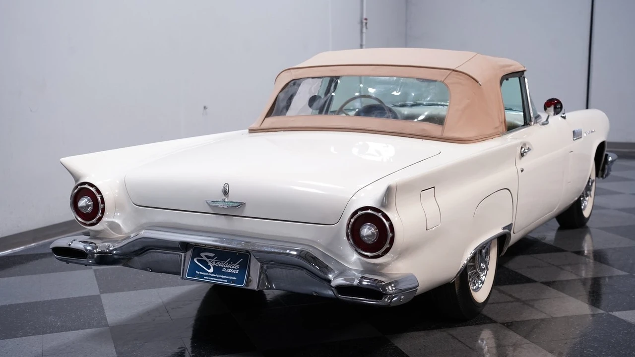 1957 Ford Thunderbird 1st Gen - Image 10 of 12