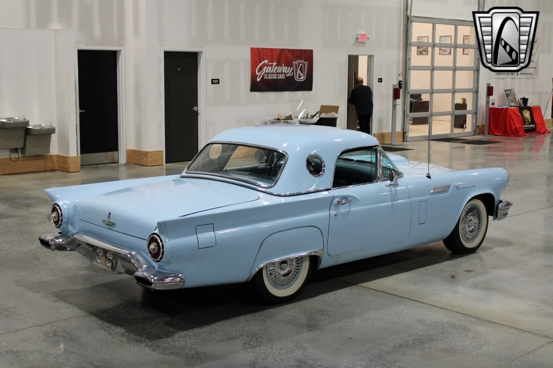 1957 Ford Thunderbird 1st Gen - Image 17 of 21