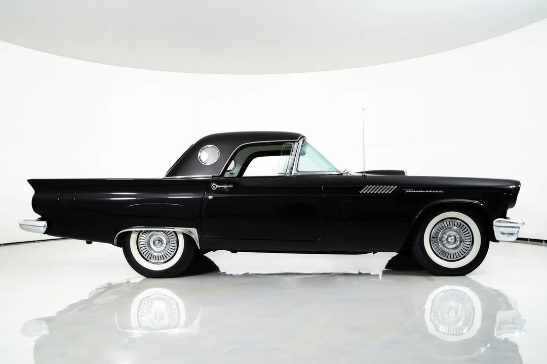 1957 Ford Thunderbird 1st Gen - Image 13 of 21