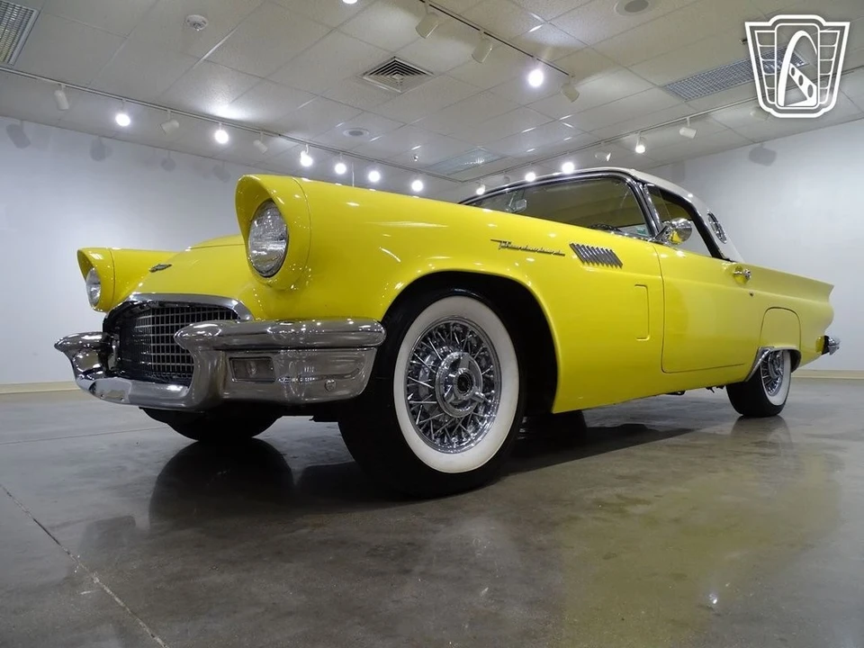 1957 Ford Thunderbird 1st Gen - Image 6 of 12