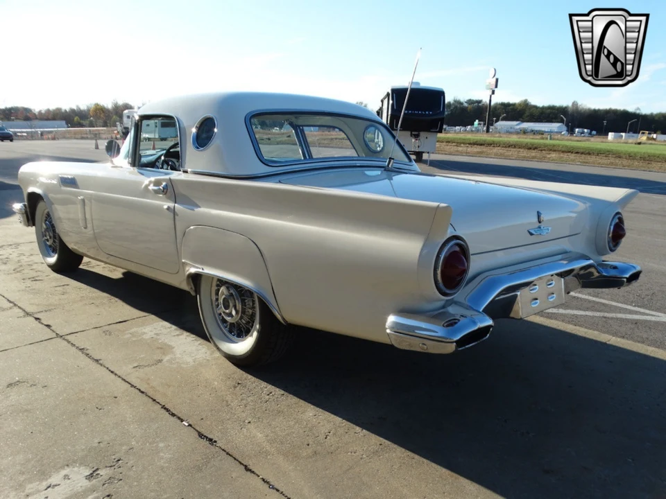 1957 Ford Thunderbird 1st Gen - Image 5 of 12