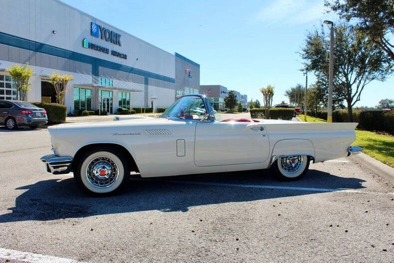 1957 Ford Thunderbird 1st Gen - Image 9 of 21
