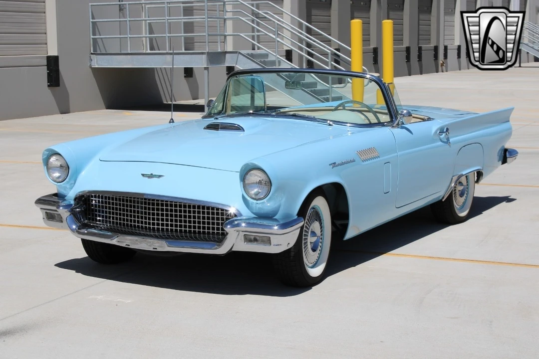 1957 Ford Thunderbird 1st Gen - Image 5 of 12