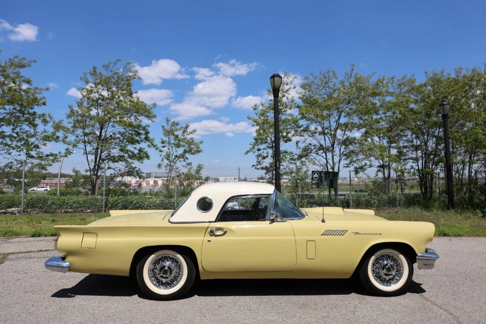 1957 Ford Thunderbird 1st Gen - Image 3 of 8