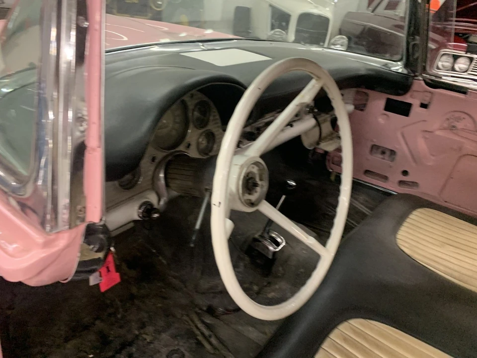 1957 Ford Thunderbird 1st Gen - Image 18 of 21