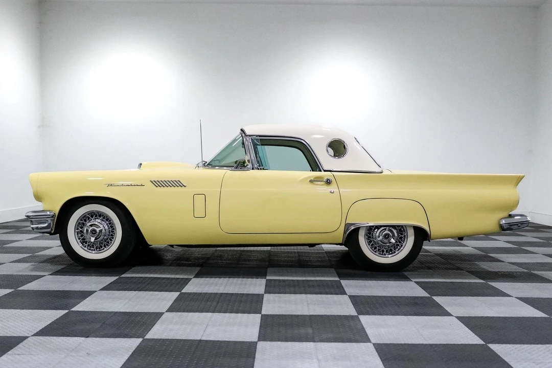 1957 Ford Thunderbird 1st Gen - Image 12 of 21