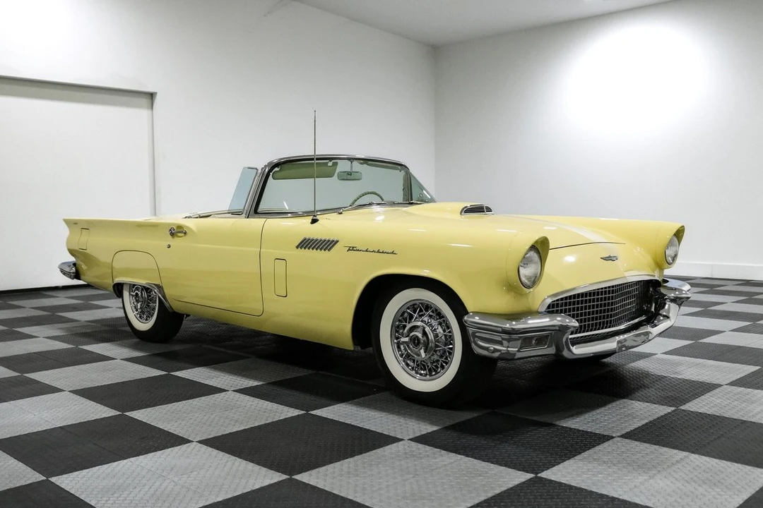 1957 Ford Thunderbird 1st Gen - Image 2 of 29