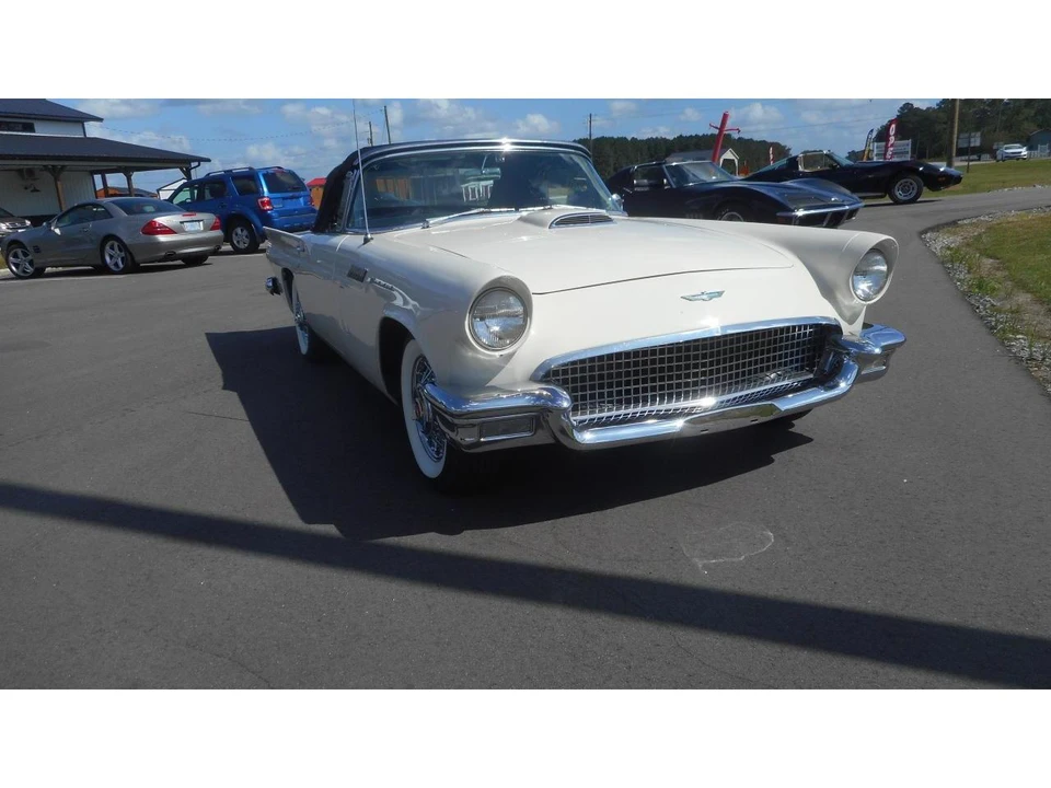 1957 Ford Thunderbird 1st Gen - Image 4 of 11
