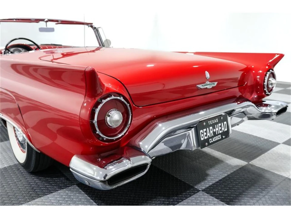 1957 Ford Thunderbird 1st Gen - Image 20 of 31