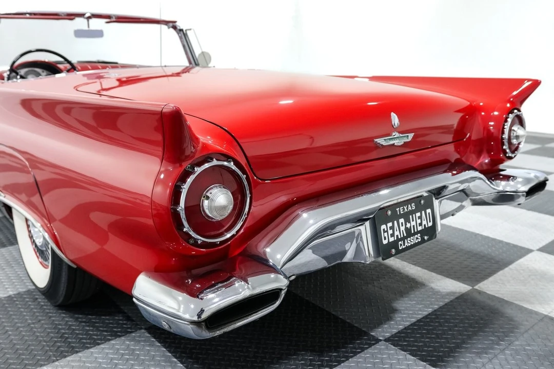 1957 Ford Thunderbird 1st Gen - Image 20 of 31