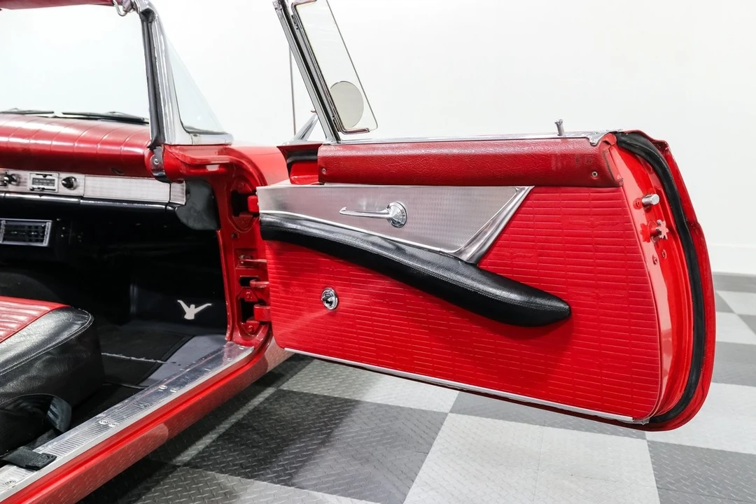 1957 Ford Thunderbird 1st Gen - Image 26 of 31
