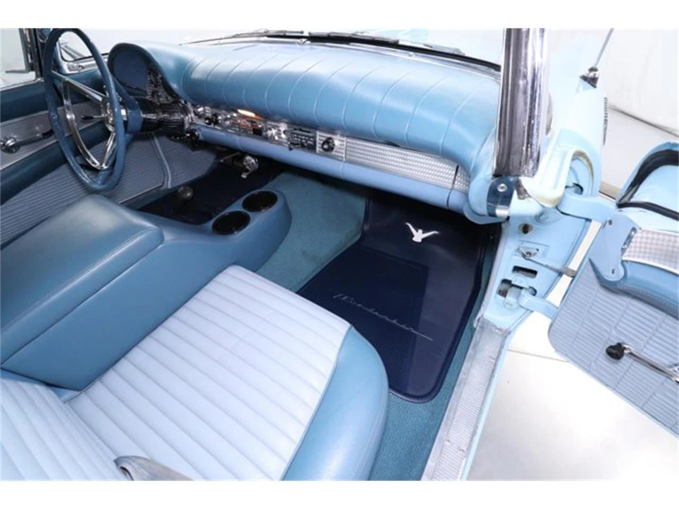 1957 Ford Thunderbird 1st Gen - Image 20 of 31