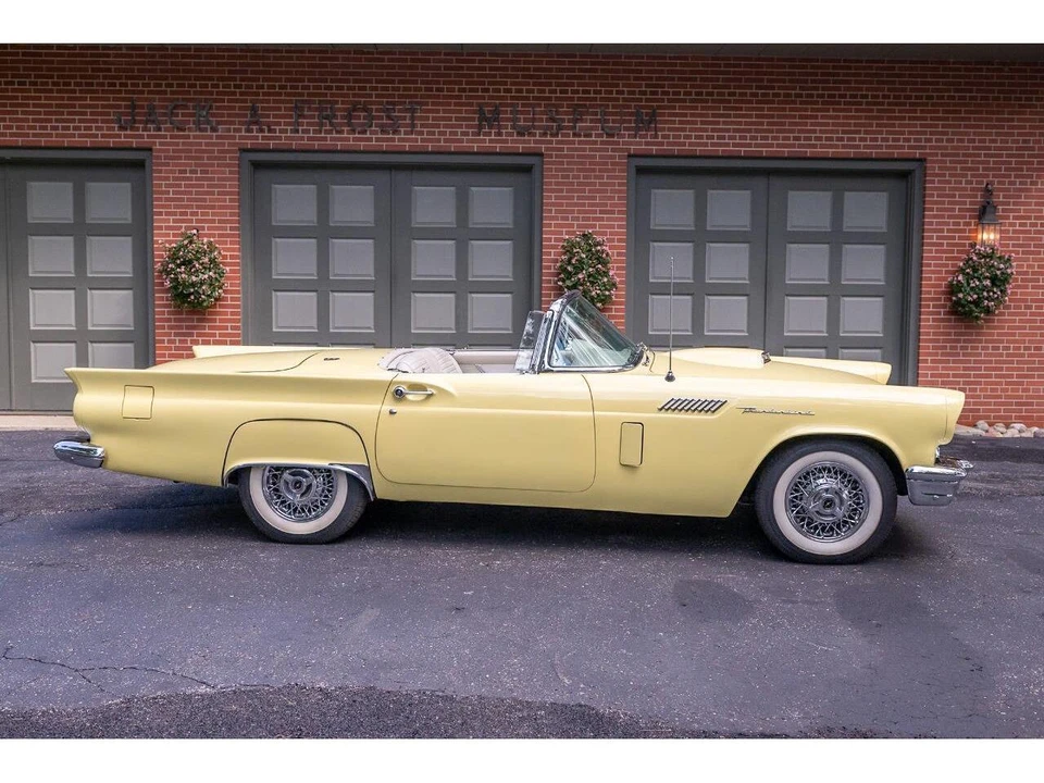 1957 Ford Thunderbird 1st Gen - Image 2 of 31