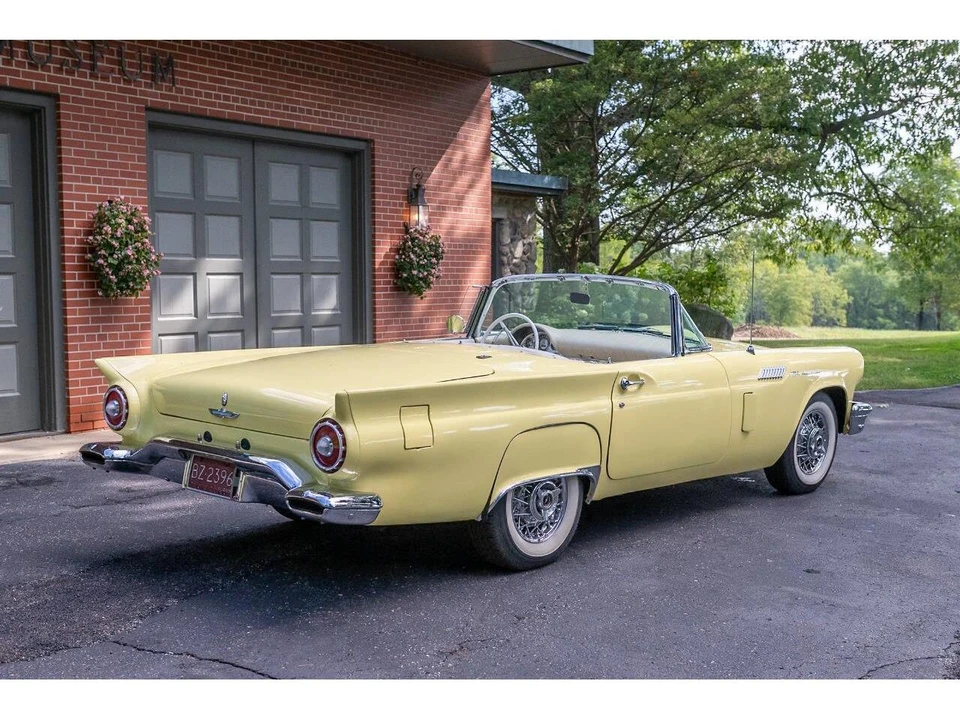 1957 Ford Thunderbird 1st Gen - Image 3 of 31