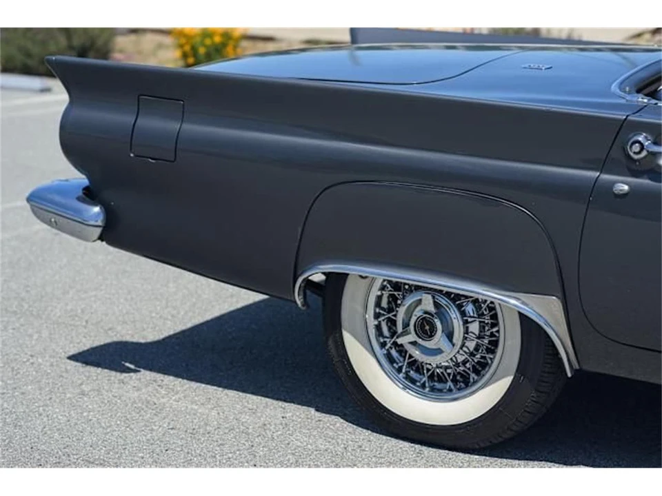 1957 Ford Thunderbird 1st Gen - Image 16 of 31