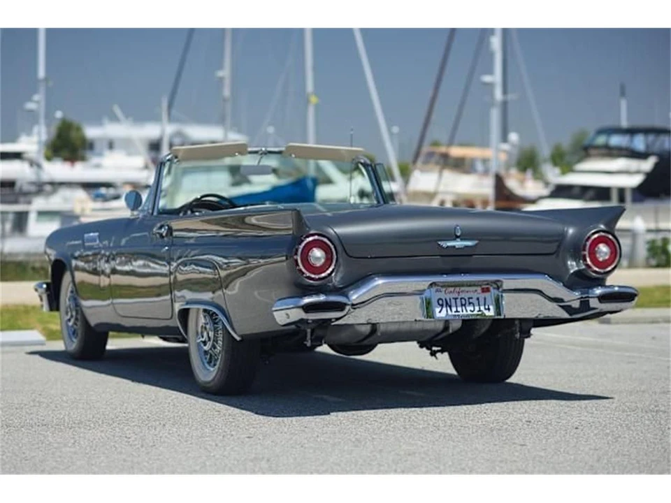 1957 Ford Thunderbird 1st Gen - Image 15 of 31