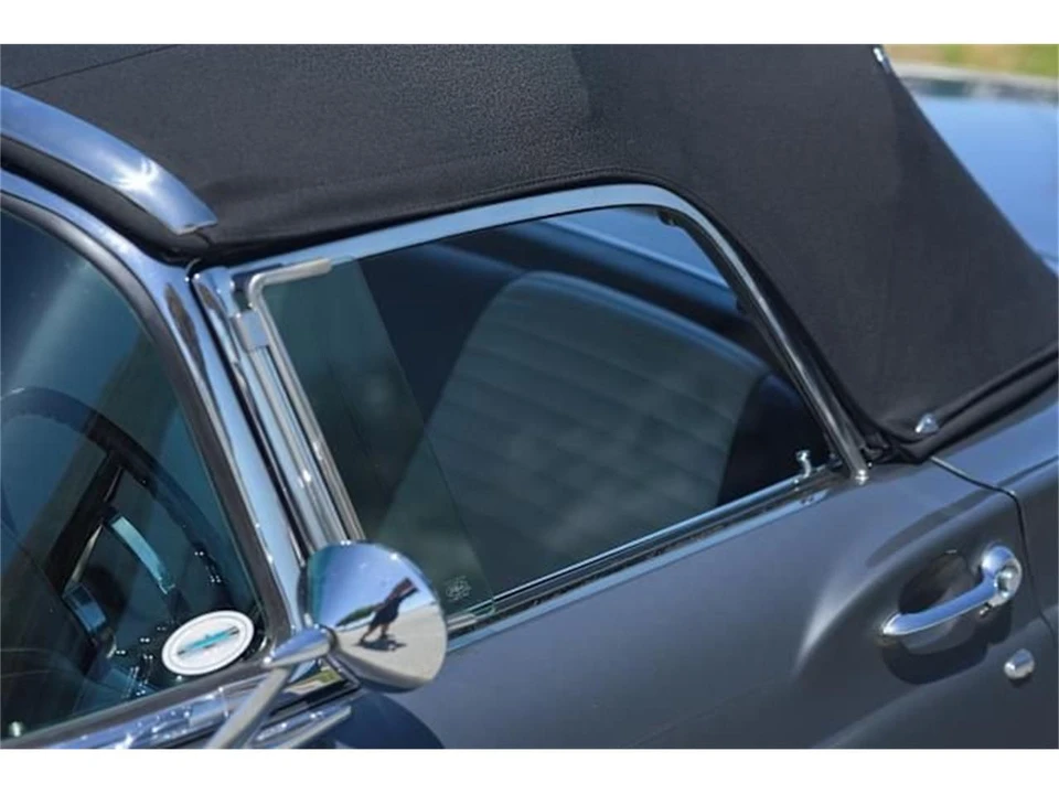 1957 Ford Thunderbird 1st Gen - Image 22 of 31