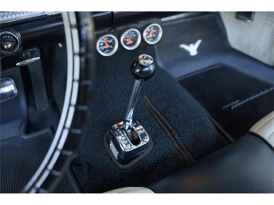 1957 Ford Thunderbird 1st Gen - Image 23 of 31