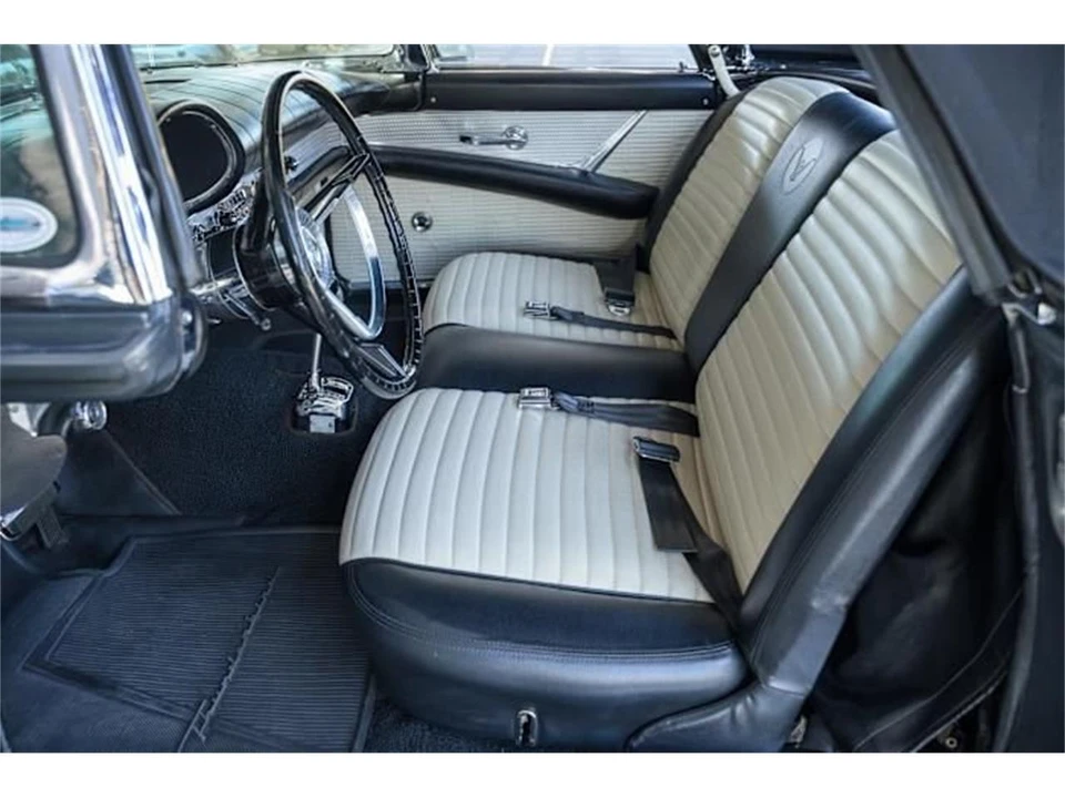 1957 Ford Thunderbird 1st Gen - Image 25 of 31