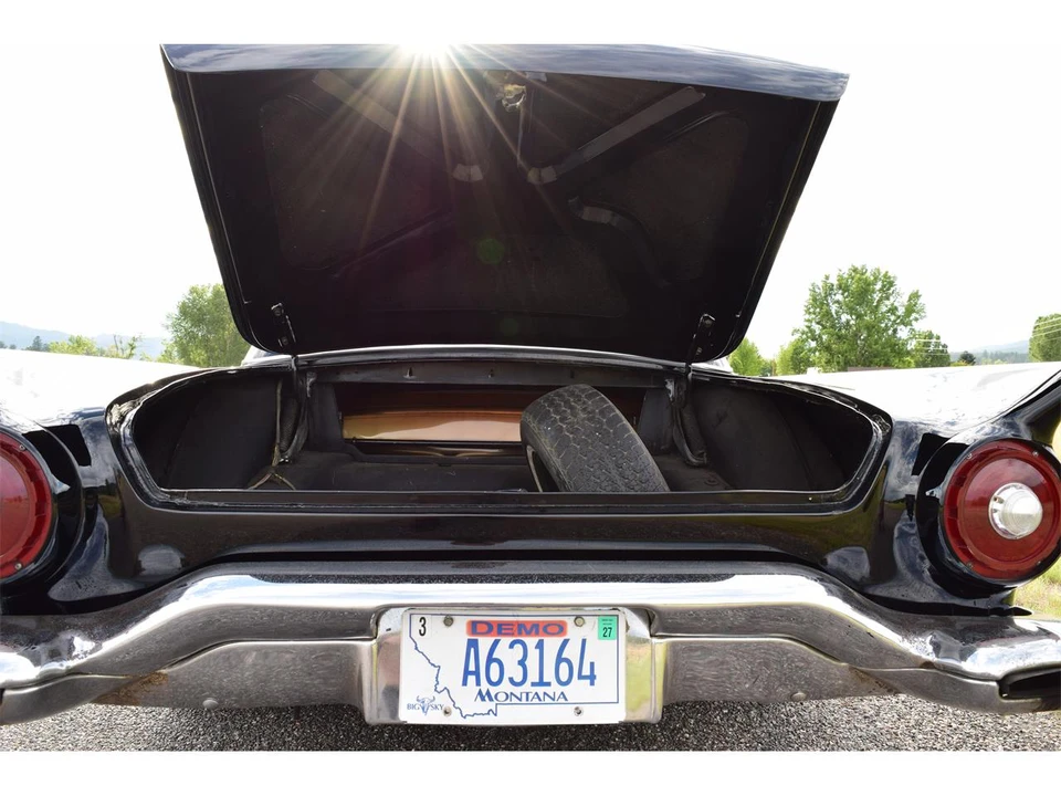 1957 Ford Thunderbird 1st Gen - Image 21 of 22