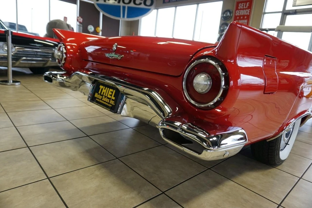 1957 Ford Thunderbird 1st Gen - Image 20 of 31