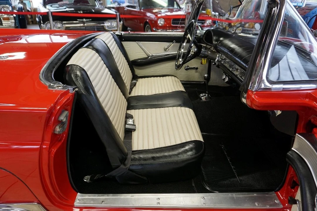 1957 Ford Thunderbird 1st Gen - Image 24 of 31