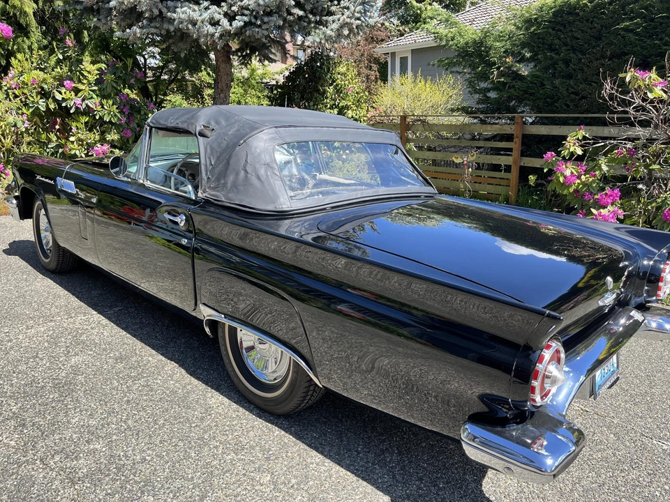 1957 Ford Thunderbird 1st Gen - Image 23 of 31