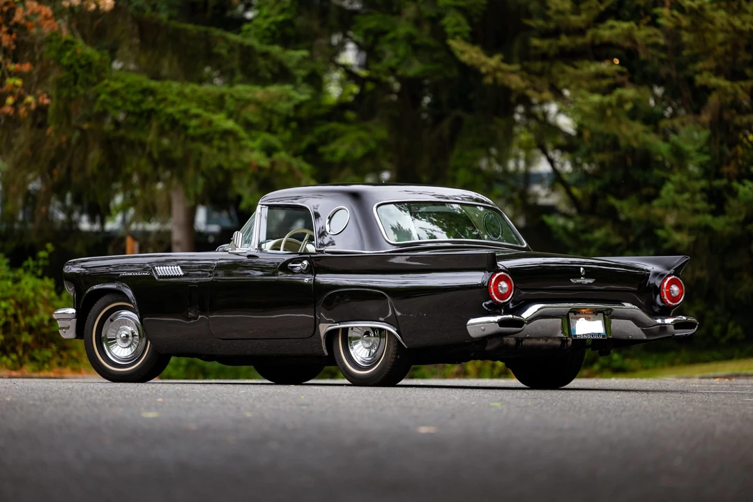 1957 Ford Thunderbird 1st Gen - Image 17 of 31