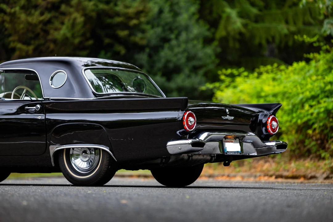 1957 Ford Thunderbird 1st Gen - Image 25 of 31