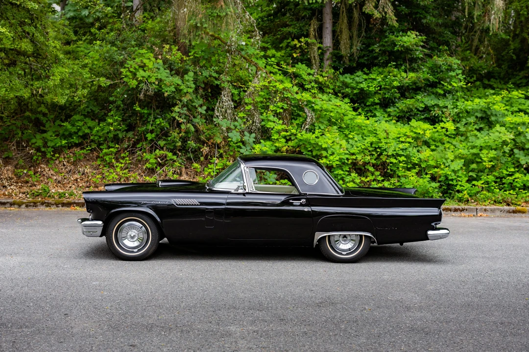 1957 Ford Thunderbird 1st Gen - Image 18 of 31