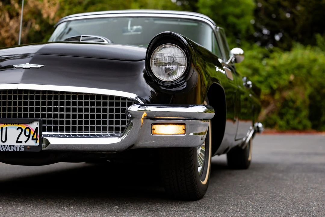 1957 Ford Thunderbird 1st Gen - Image 27 of 31