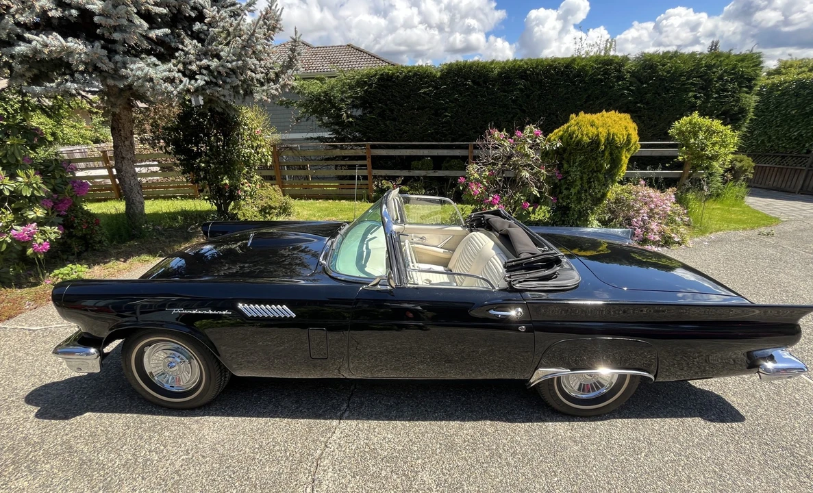 1957 Ford Thunderbird 1st Gen - Image 16 of 31