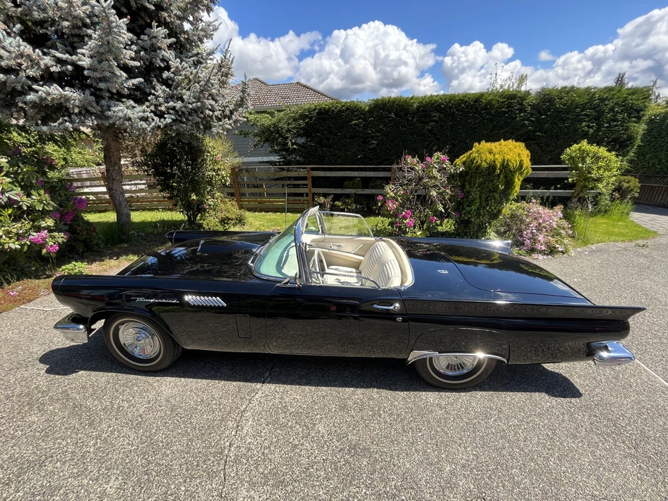 1957 Ford Thunderbird 1st Gen - Image 15 of 31