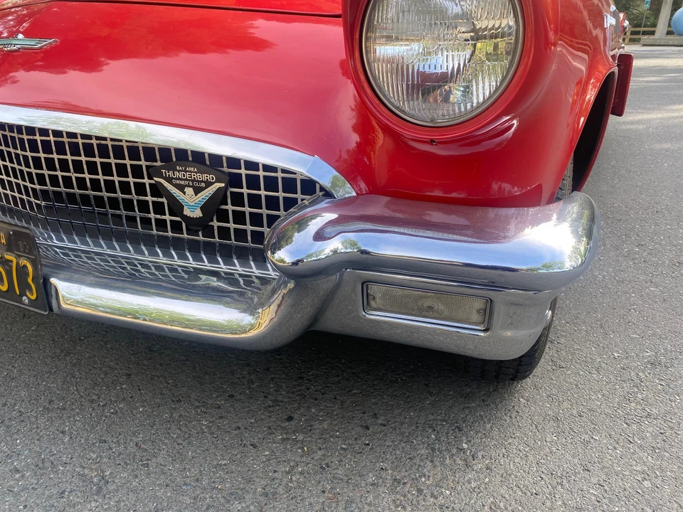 1957 Ford Thunderbird 1st Gen - Image 26 of 31