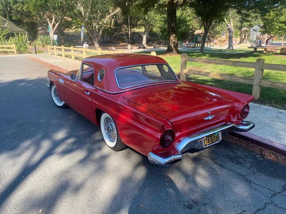 1957 Ford Thunderbird 1st Gen - Image 16 of 31