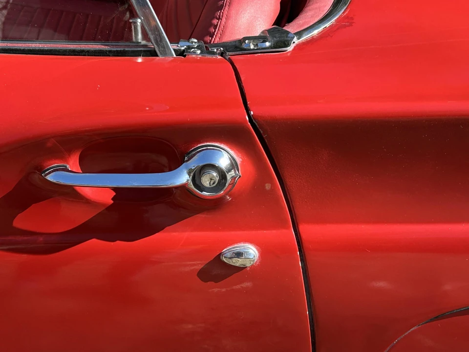 1957 Ford Thunderbird 1st Gen - Image 21 of 31