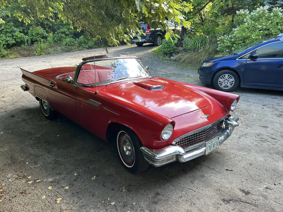 1957 Ford Thunderbird 1st Gen - Image 19 of 31