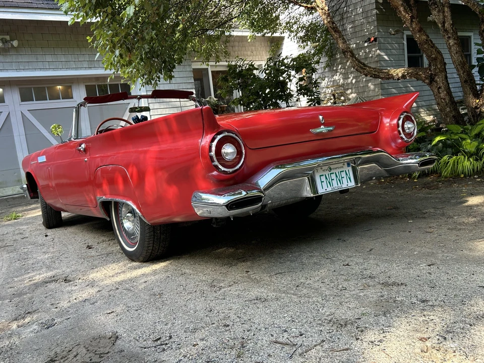 1957 Ford Thunderbird 1st Gen - Image 15 of 31