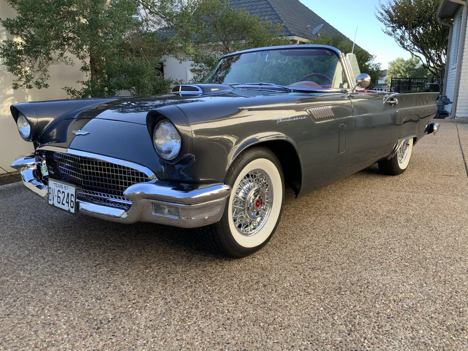 1957 Ford Thunderbird 1st Gen - Image 20 of 31