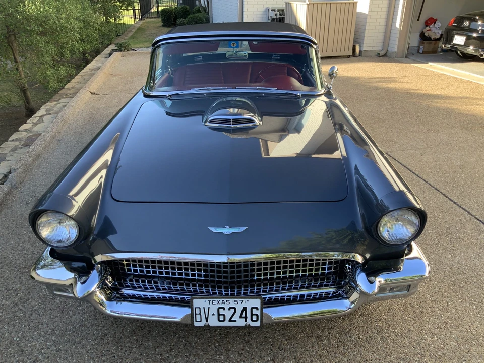 1957 Ford Thunderbird 1st Gen - Image 15 of 31
