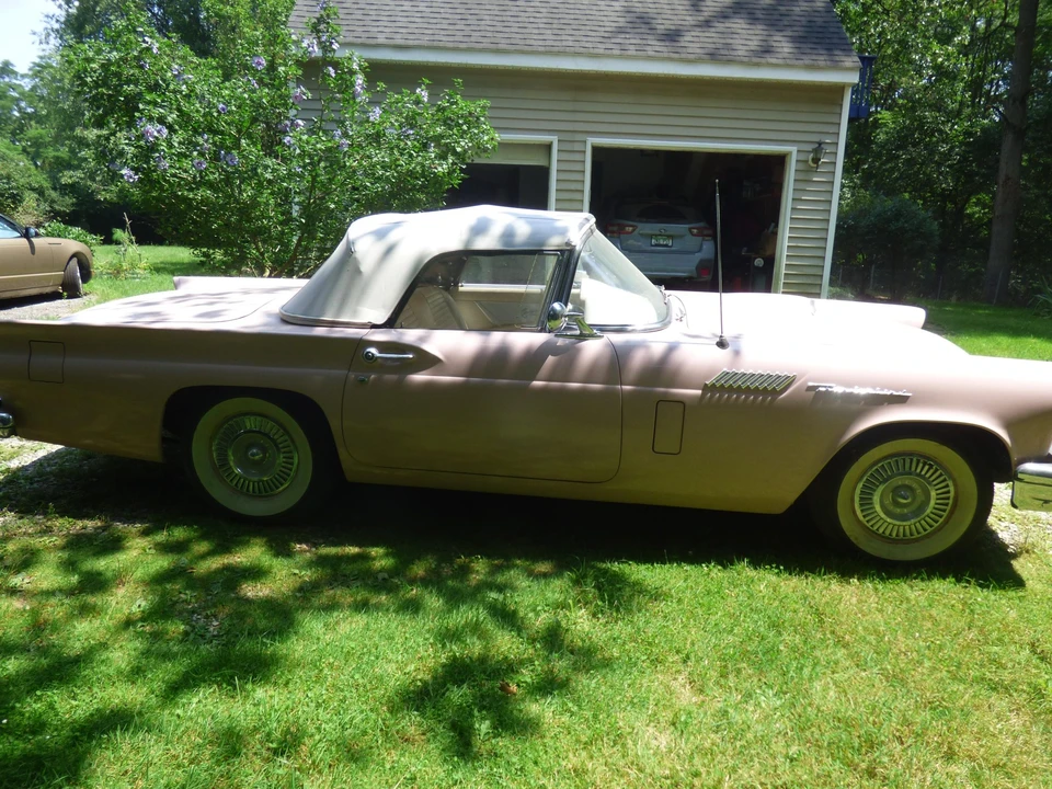 1957 Ford Thunderbird 1st Gen - Image 9 of 31