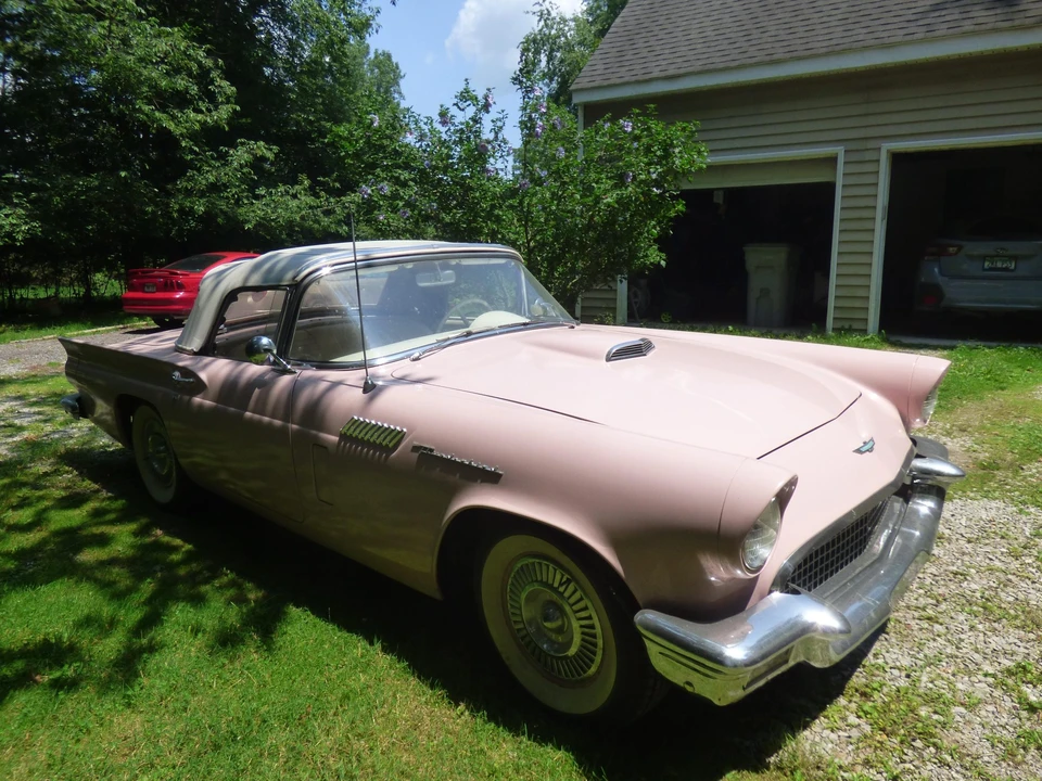 1957 Ford Thunderbird 1st Gen - Image 2 of 31