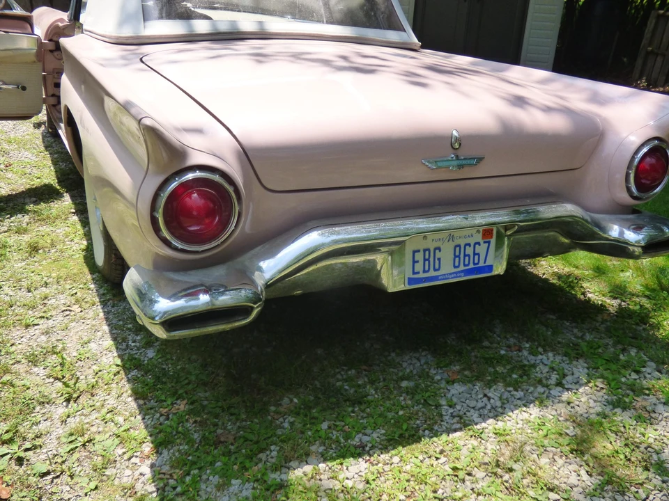 1957 Ford Thunderbird 1st Gen - Image 14 of 31