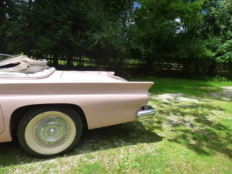 1957 Ford Thunderbird 1st Gen - Image 20 of 31