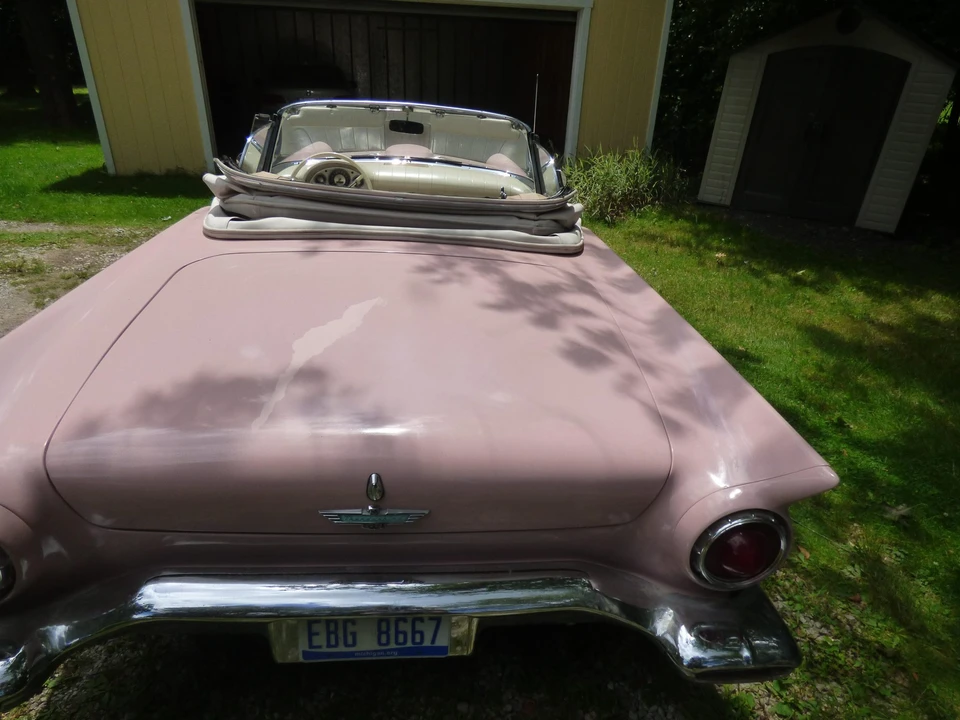 1957 Ford Thunderbird 1st Gen - Image 22 of 31
