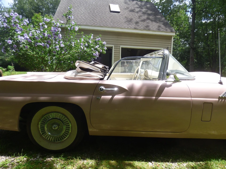 1957 Ford Thunderbird 1st Gen - Image 24 of 31