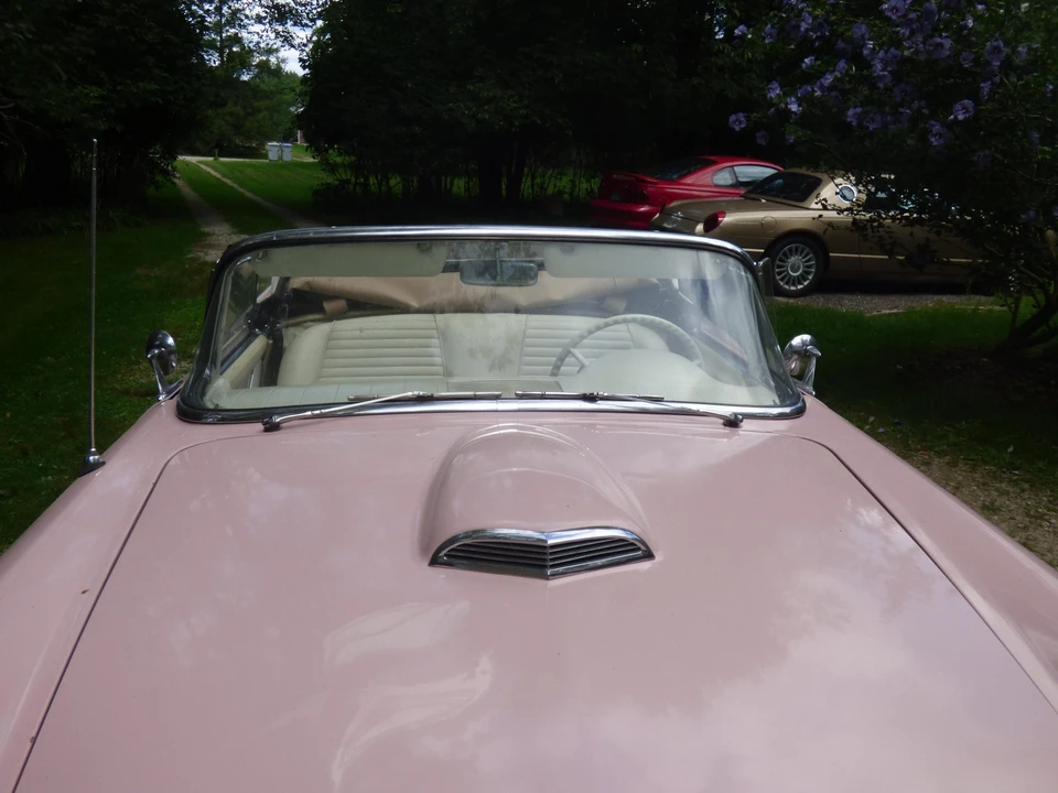 1957 Ford Thunderbird 1st Gen - Image 18 of 31